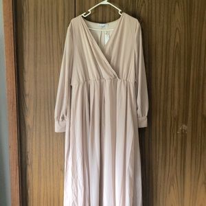 Baltic Born Lydia Maxi Dress. Size XXXL. Beige.